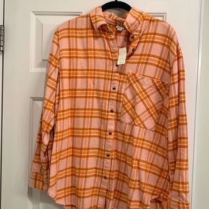 Women’s thermal button down